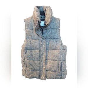Old Navy Charcoal Puffer Vest